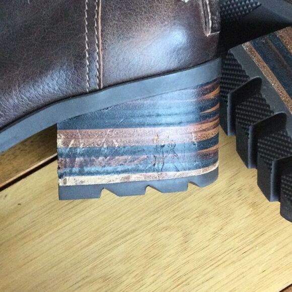Sorel lug sole boots - Picture 6 of 6